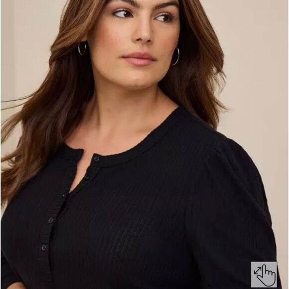 Torrid Women's Plus Size 4 Black 3/4 Sleeve Henley Button-Up Top - Picture 3 of 8